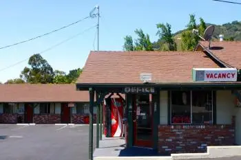 Homestead Motel 8